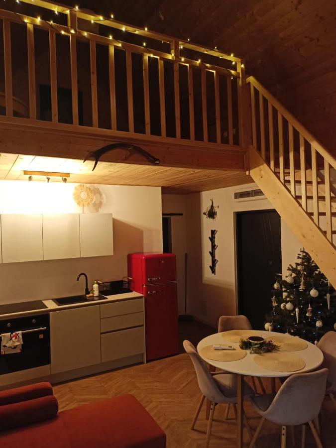 Grudza Barn Houseヴィラ エクステリア 写真