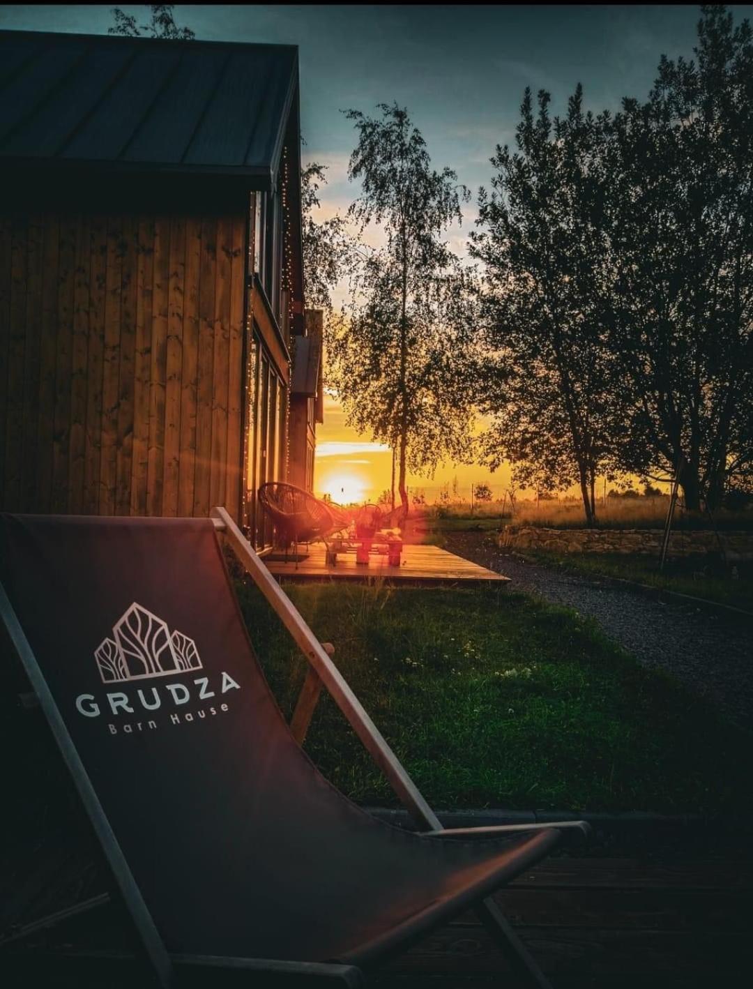 Grudza Barn Houseヴィラ エクステリア 写真